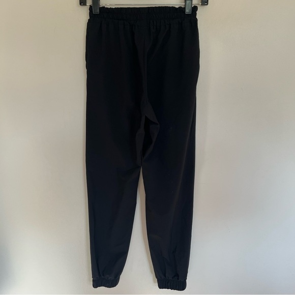 Girl’s Nike Black & White Jogger Track Pants Nylon Size Medium - Picture 11 of 12